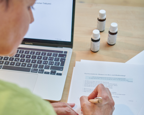 Heilpflanzen bei neurologischen Erkrankungen - Schwerpunkt post-infektiöse Beschwerden